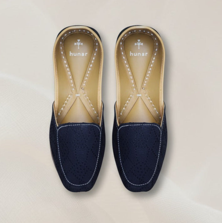 Black jutti loafers