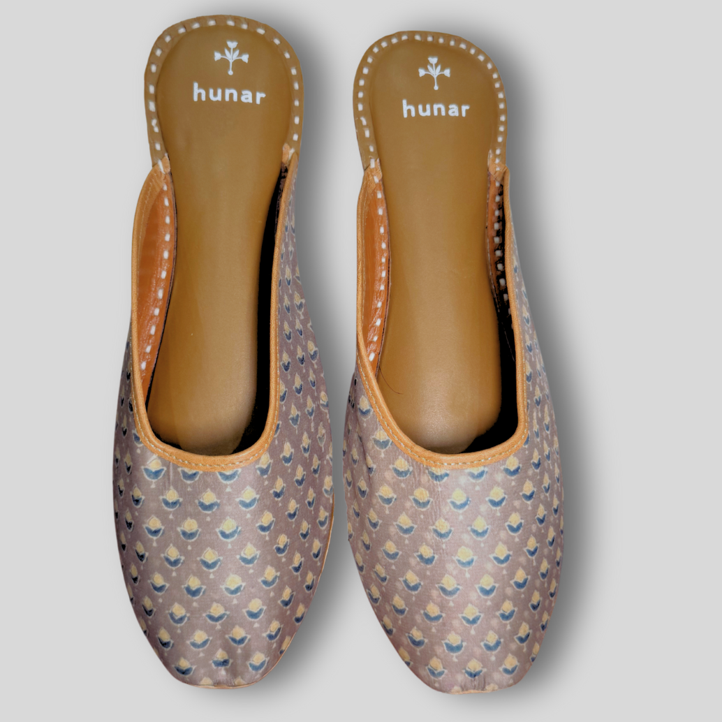 The Moonlight Buta Mules
