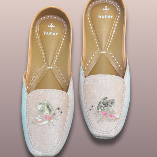 The Butterfly Jutti Loafer