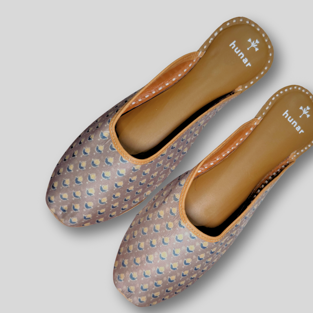 The Moonlight Buta Mules