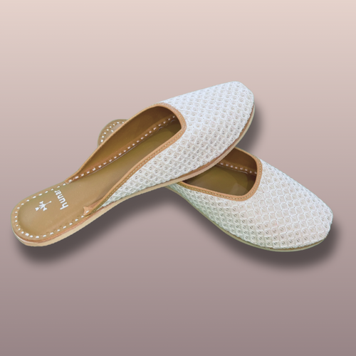 White jutti mule