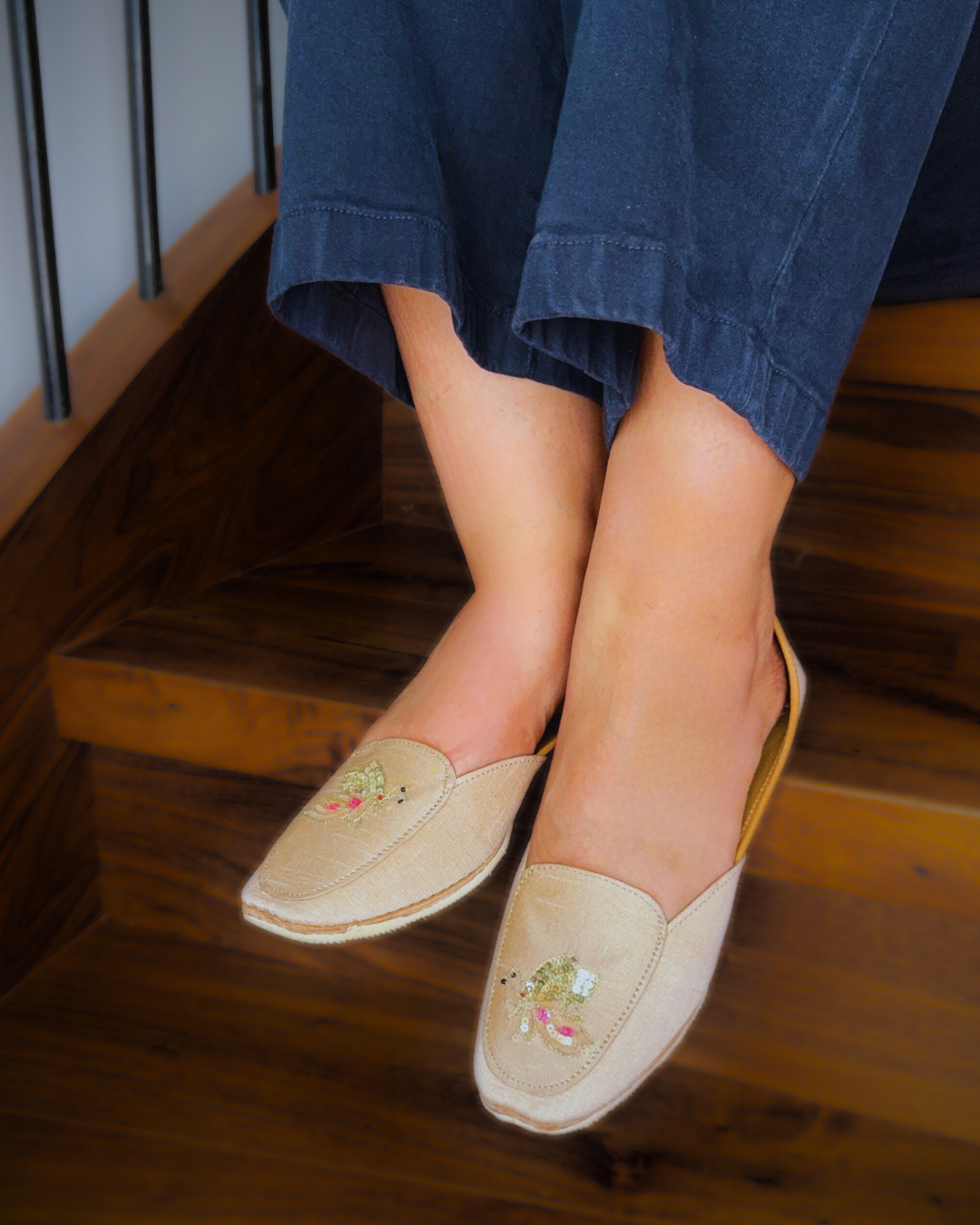 The Butterfly Jutti Loafer