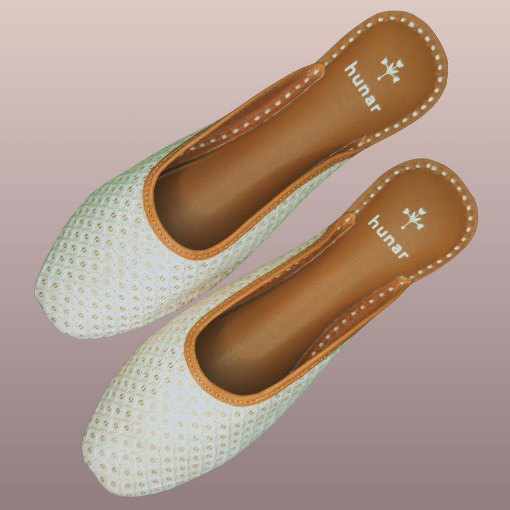 White jutti mule